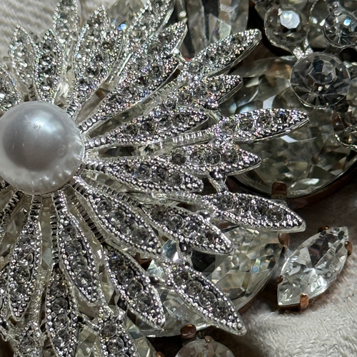 Large Crystal Glass Silver Wreath (2)