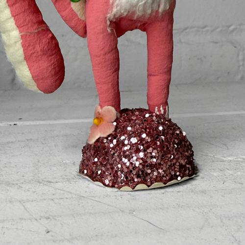 Spun Cotton Valentine's Day Skunk With Heart Figure #2