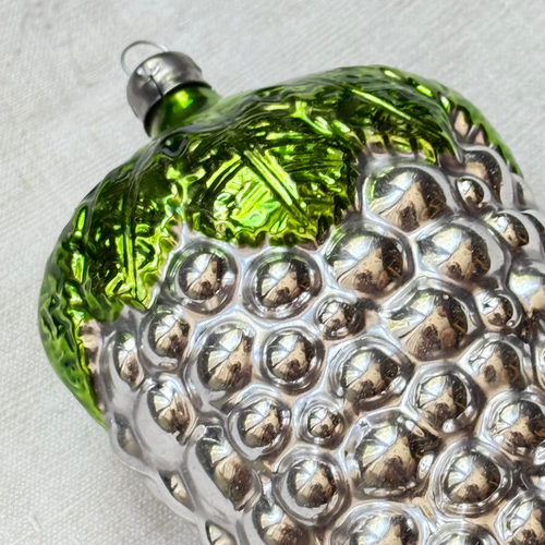 Nostalgic Large Silver Grapes Ornament