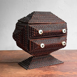 Footed 20th-century Tramp Art Box