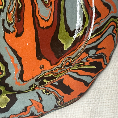 Marbled Scalloped Charger Plate in Lima (DN #018)