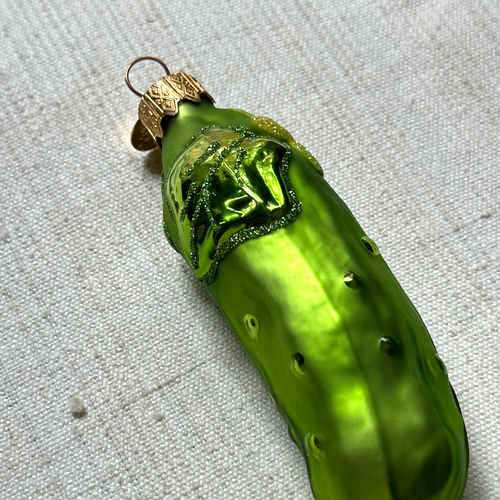 Nostalgic Pickle with Leaf Ornament
