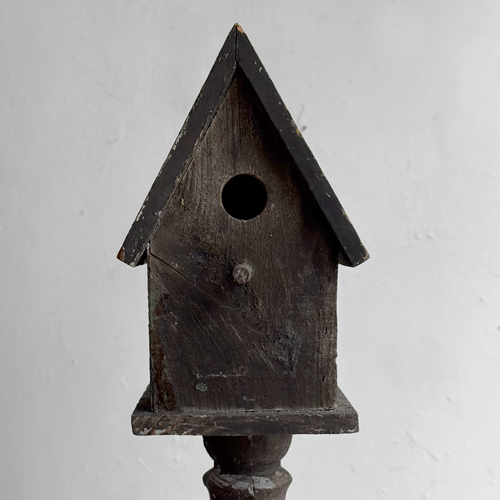 Vintage Birdhouse on Stand (A)