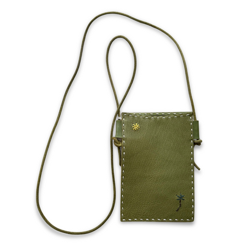 Leather Dragon Diffusion Palm Pocket in Green