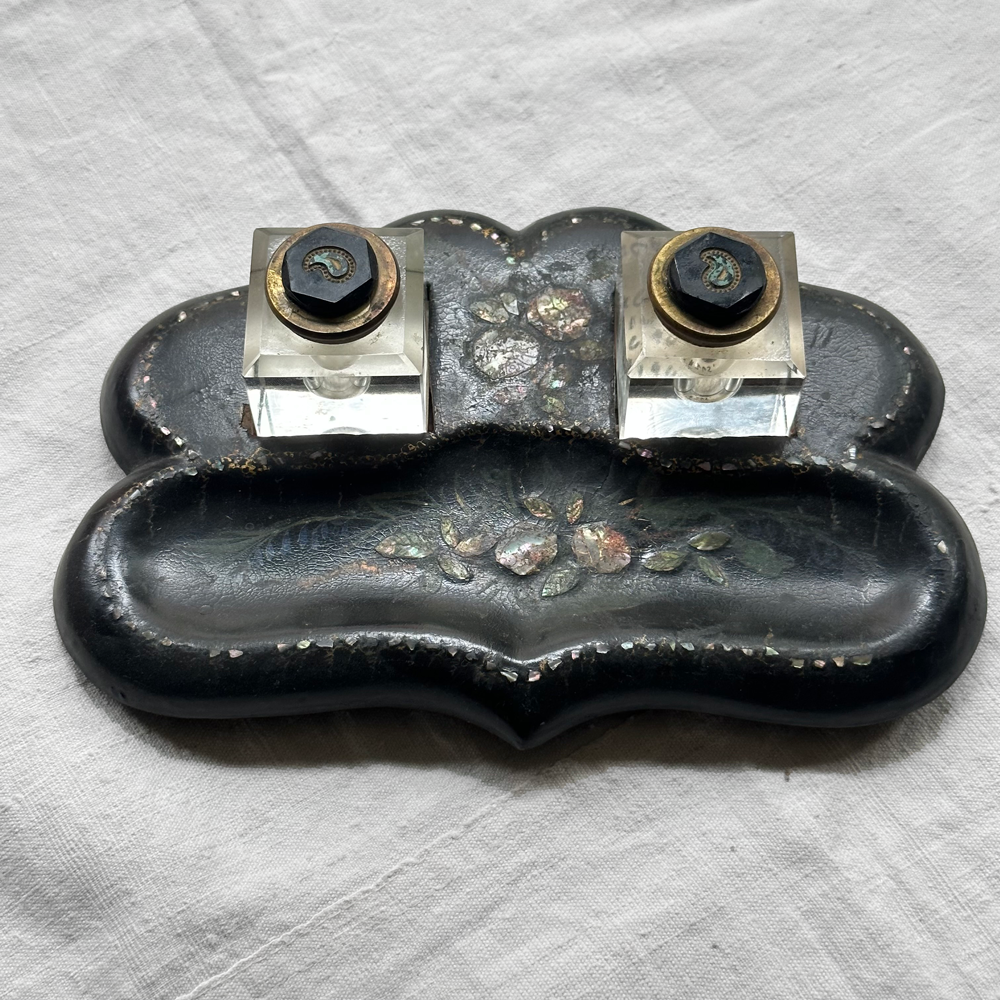 19th-century Lacquer Pen Tray with Inkwell Inlay