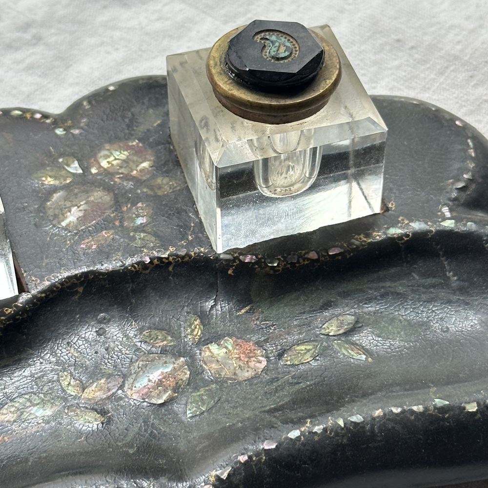 19th-century Lacquer Pen Tray with Inkwell Inlay