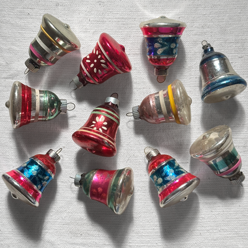 Set of 11 Vintage Mixed Bell Ornaments (VO59)