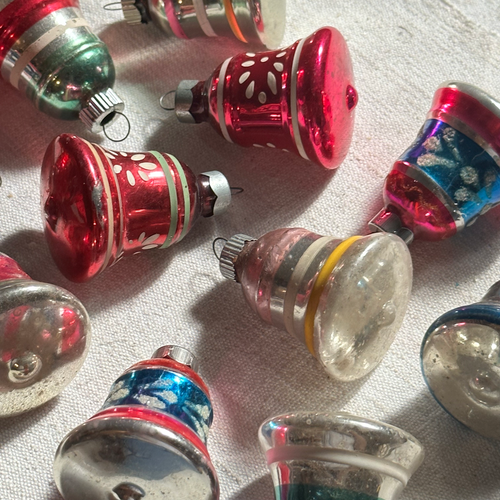Set of 11 Vintage Mixed Bell Ornaments (VO59)