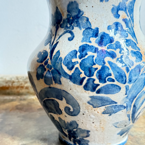 Amanda Moffat Medium Curvy Vase (#10)