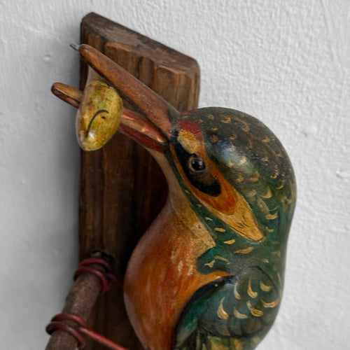 Early 20th-century Black Forest Carved Kingfisher Bird with Fish (BF-605)