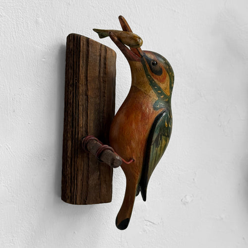 Early 20th-century Black Forest Carved Kingfisher Bird with Fish (BF-605)