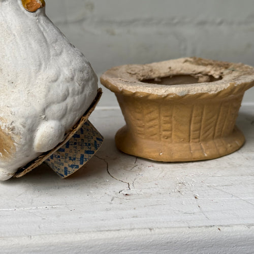 Vintage German Papier-Mâché Hen Candy Container (#5)