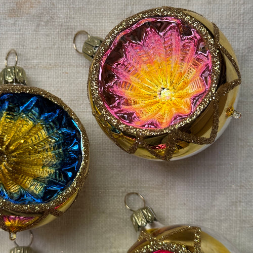 Set of 6 Assorted Ornaments with Reflectors