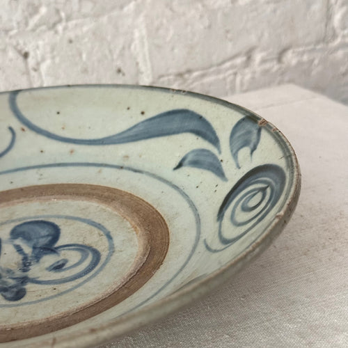19th Century Qing Dynasty Chinese Blue & White Footed Plate (No. 603)