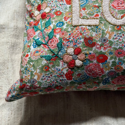 "Love" Embroidered Cushion (CS-813)