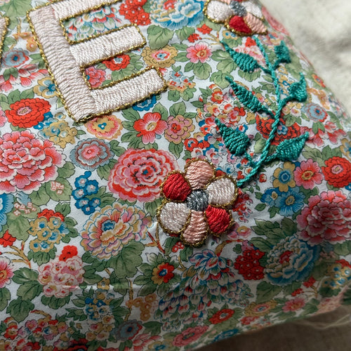 "Love" Embroidered Cushion (CS-813)