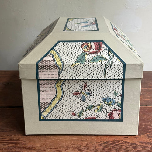 Antoinette Poisson Large Wedding Box in "Rubans & Oiseaux Colors" No. 54A