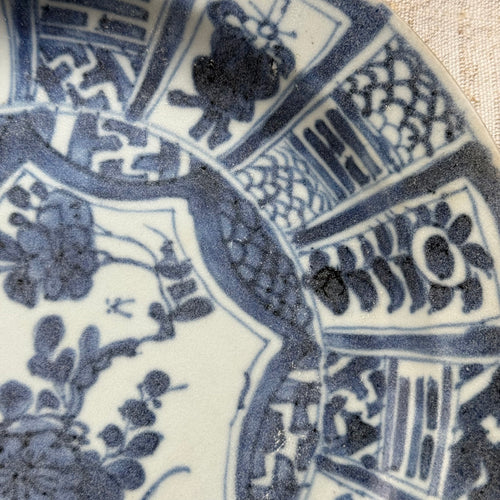 Late 17th-century Kangxi Period Porcelain Shipwreck Plate (#4)