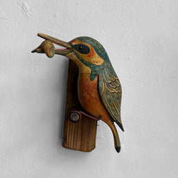 Early 20th-century Black Forest Carved Kingfisher Bird with Fish (BF-606)