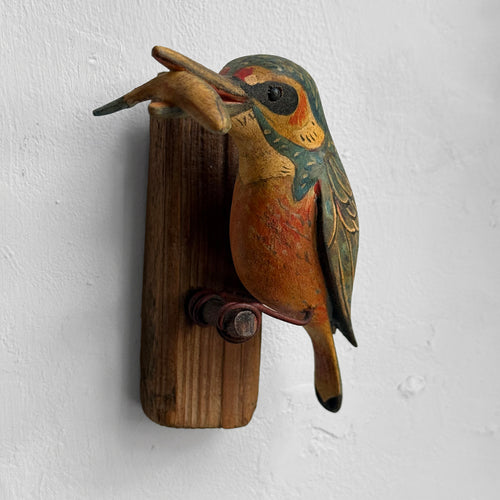 Early 20th-century Black Forest Carved Kingfisher Bird with Fish (BF-606)