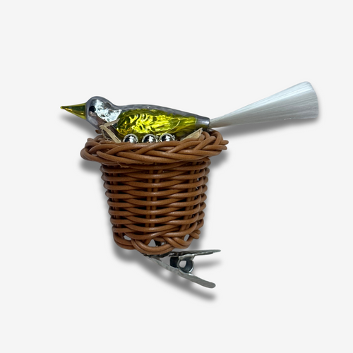 Nostalgic Clip-on Bird in Nest Ornament