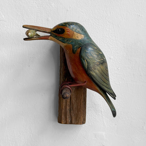 Early 20th-century Black Forest Carved Kingfisher Bird with Fish (BF-607)