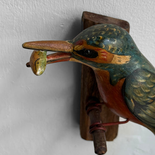 Early 20th-century Black Forest Carved Kingfisher Bird with Fish (BF-607)