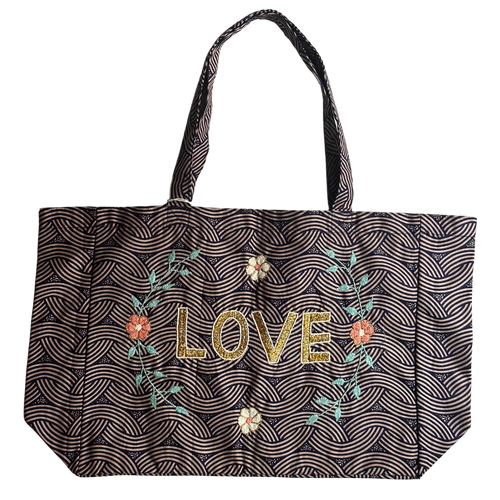 CSAO Kossiwa "Love" Embroidered Tote Bag CHB08