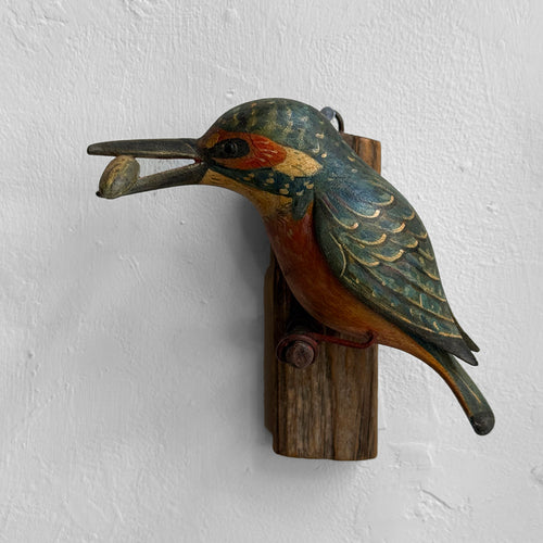 Early 20th-century Black Forest Carved Kingfisher Bird with Fish (BF-608)