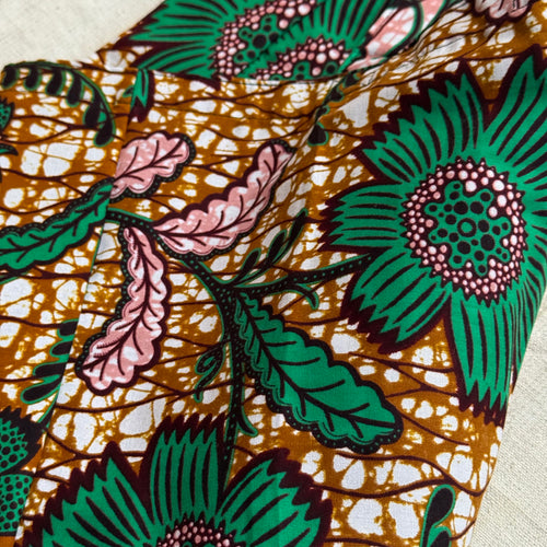 CSAO Kossiwa "Love" Embroidered Tote Bag (CS-8-9)