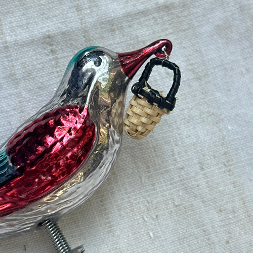 Nostalgic Clip-on Bird with Basket Ornament