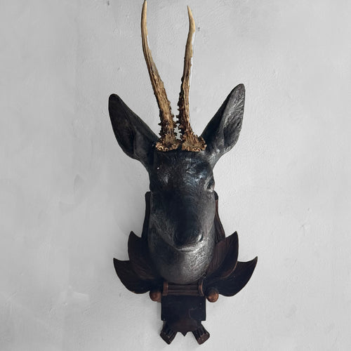 Black Forest Carved Deer (BFD-501)
