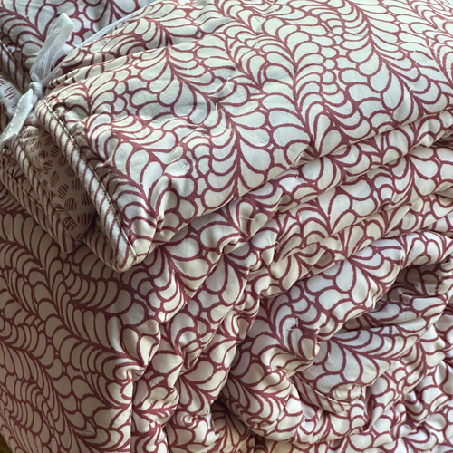 Rasa Block Printed Quilt in White Late Bel & Red