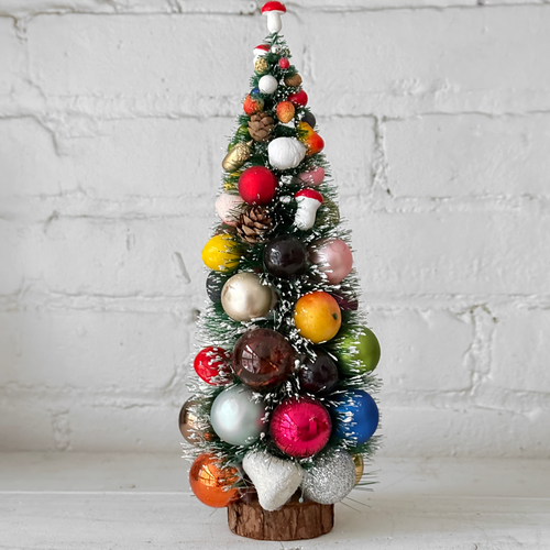 Large Green Nostalgic Brush Tree