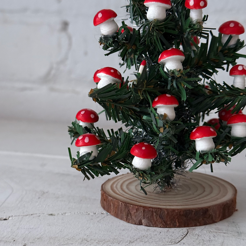 Small Nostalgic Tree with Cotton Mushrooms