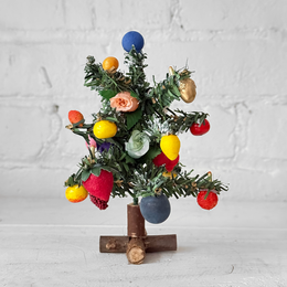 Small Nostalgic Tree with Cotton Fruits & Flowers