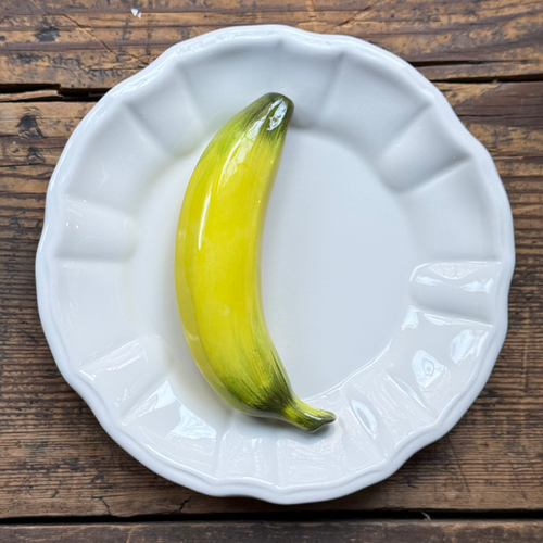 Trompe L'oeil Banana Plate with Fluted Rim