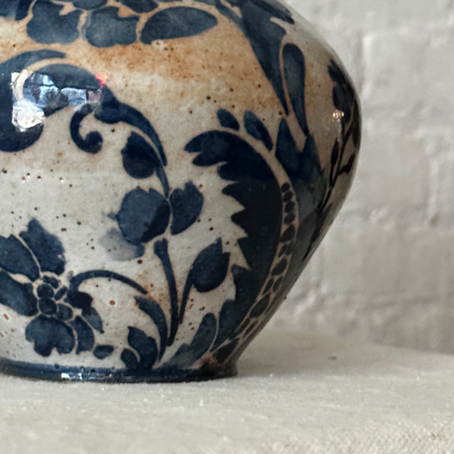 Amanda Moffat 6.5" Curved Vase