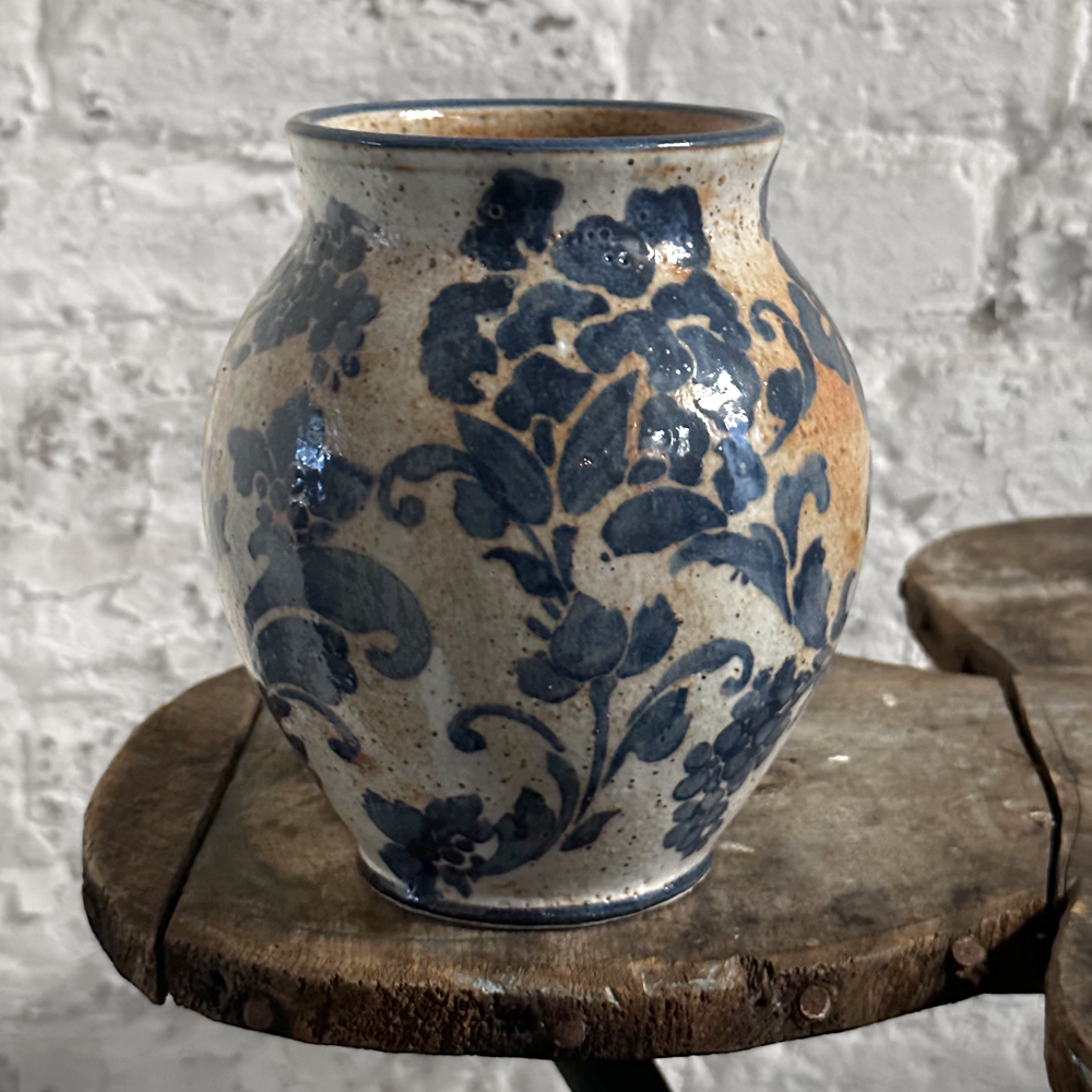 Amanda Moffat 6.5" Curved Vase | Blue & White Stoneware - John Derian Company Inc