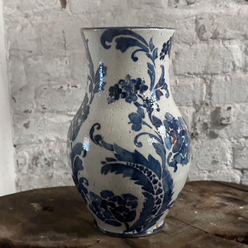 Amanda Moffat 10" Curved Vase