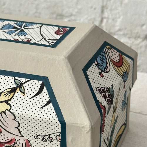Antoinette Poisson Small Wedding Box in Jaipur 57A