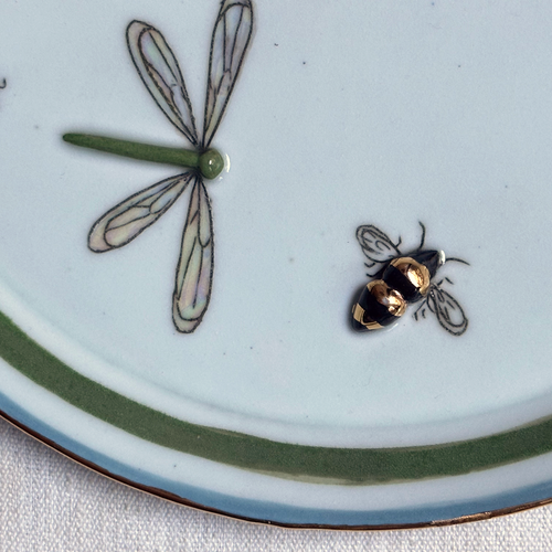 Dragonfly, Beetles, and Bumble Bee Bug Plate (BC163)