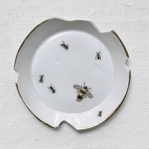 Broken Ant and Bumble Bee Dish (BC175)