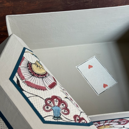Antoinette Poisson Medium Wedding Box in Jaipur 57A