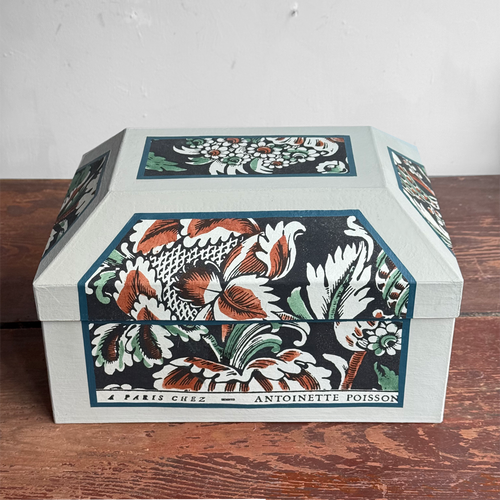 Antoinette Poisson Medium Wedding Box in "Grand Parots" No. 59A