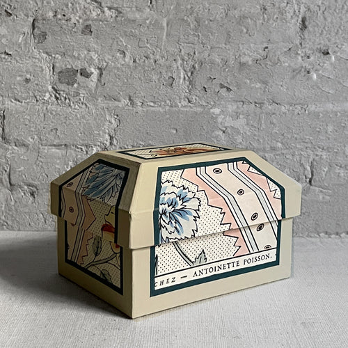 Antoinette Poisson Small Wedding Box in Marcel 28A