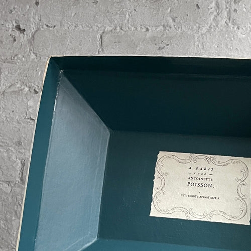 Antoinette Poisson Medium Wedding Box in Guirlandes et Festons 15A