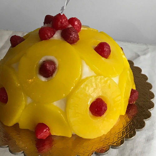 Torta Ananas Pineapple Cake Candle