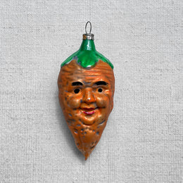 Nostalgic Carrot with Face Ornament
