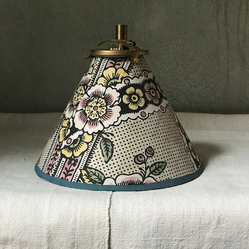 Antoinette Poisson Lamp Shade in Guirlandes de Fleurs (No. 1B)